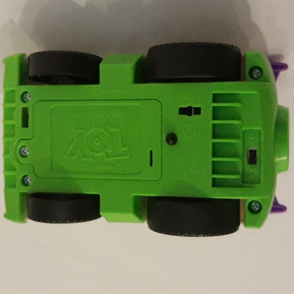 Disney Pixar Toy Story Buzz Lightyear Fisher Price Shake 'n Go Car (2012) - Picture 9 of 14